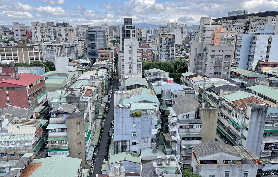 4月自住買氣小幅回溫 房市呈現上有鍋蓋、下有鐵板持續盤整