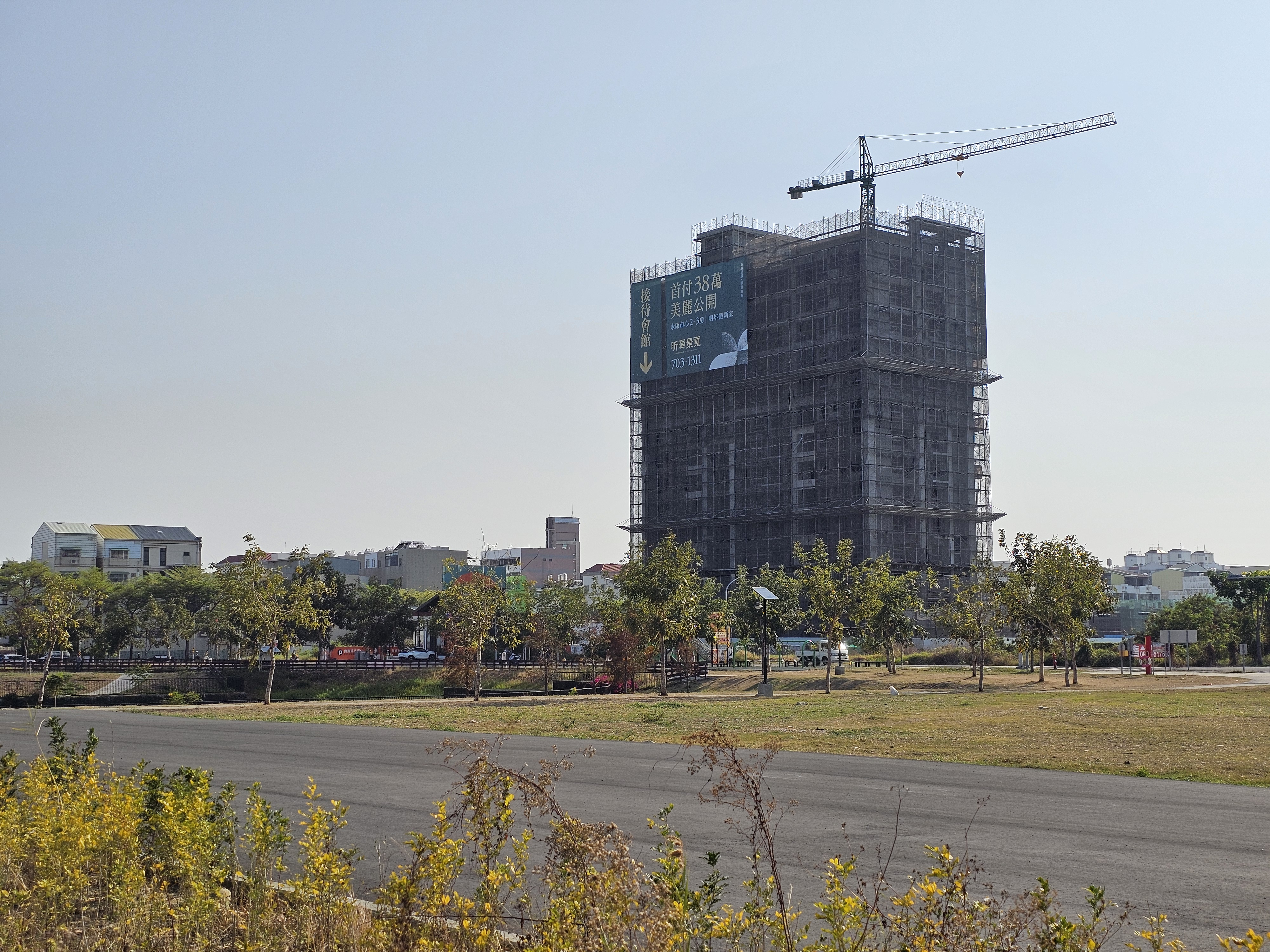 昕暉景寬全棟81戶，五樓以上具有公園景觀。（圖／記者蘇茵慧）