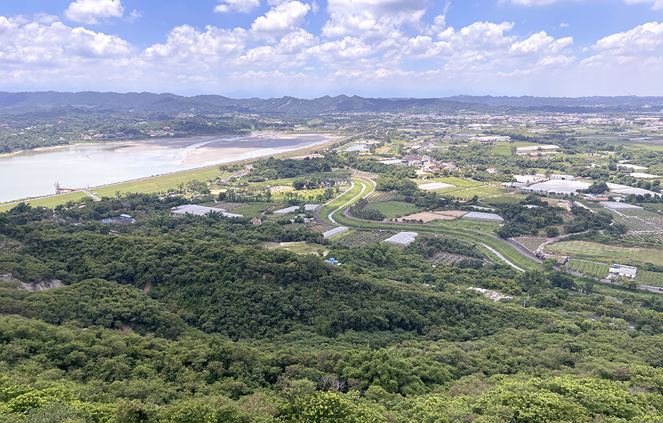 南部優質土地拍賣創下新高    國產署收下總權利金近 21 億 南部優質土地拍賣創下新高    國產署收下總權利金近 21 億