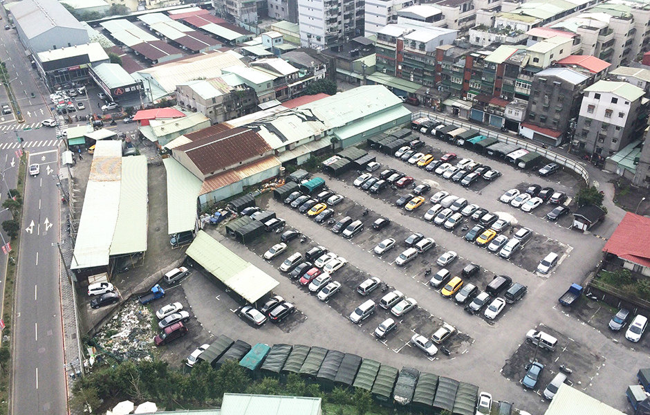 電商噴發  物流倉儲爆搶 租金飆空置探底