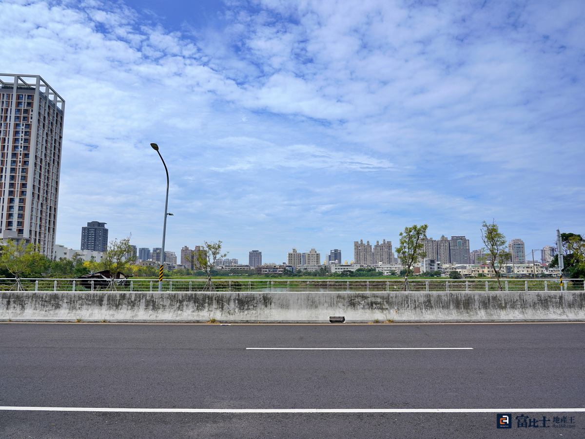 魚塭變黃金，過去九份子、商60都是相似的土地重劃案例，而下一個黃金則有可能為台南科技產業專區。（圖／記者蘇茵慧）