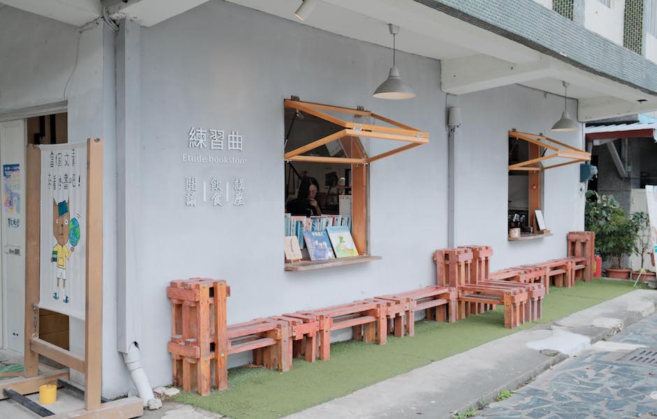 「練習曲書店」，從兒少陪伴看見地方議題，去年加入「逢甲小書屋計畫」-富宇建設提供.jpg