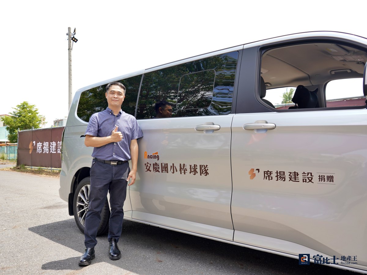 郭建良長期關注體育活動，本身熱愛打籃球，其子熱愛打棒球，曾為安慶國小少棒隊一員。 （圖／記者蘇茵慧）