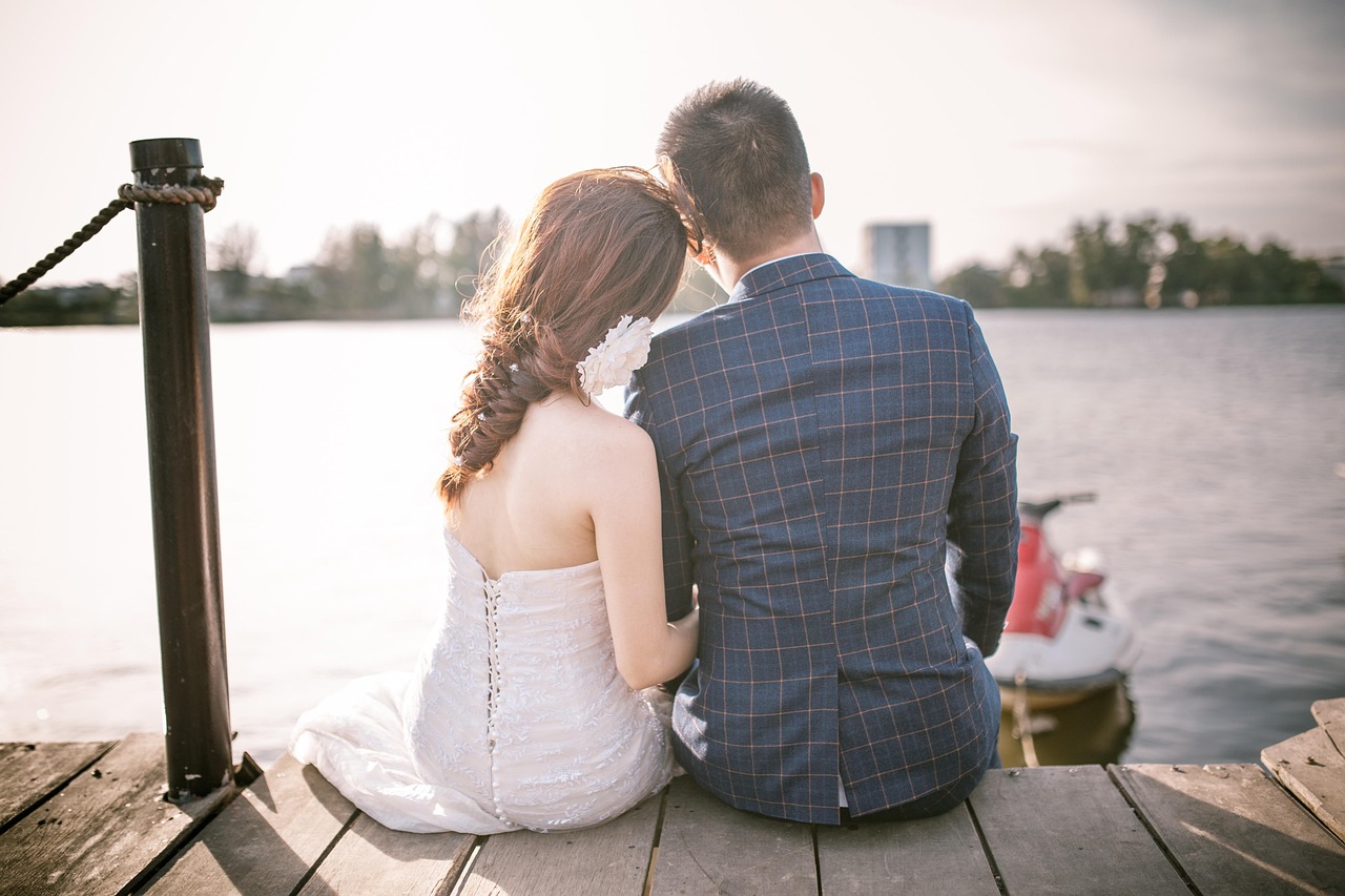 couple-2162950_1280.jpg