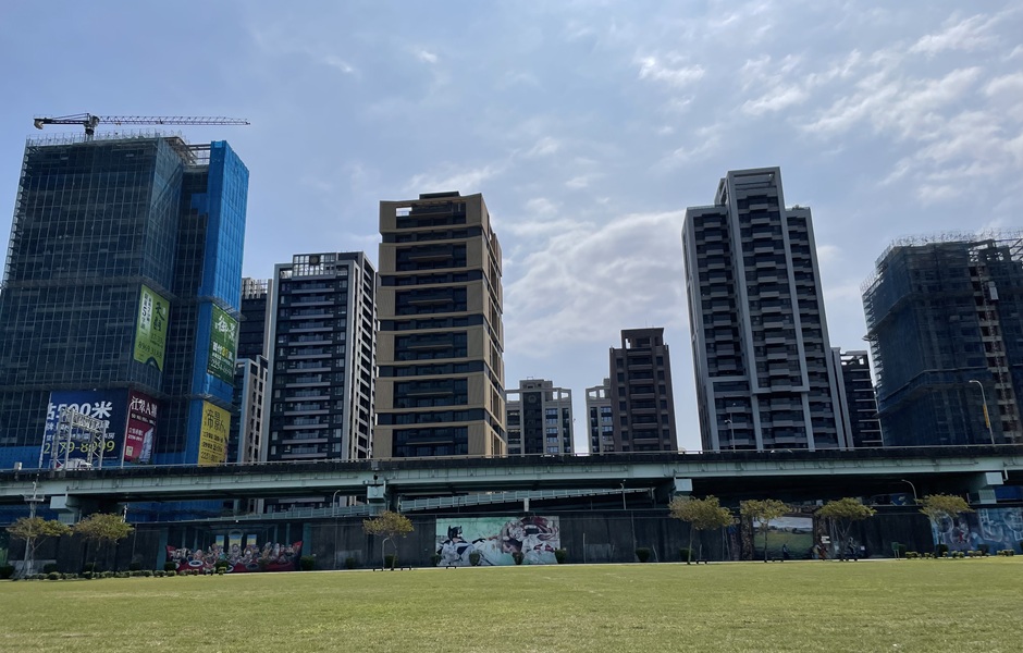 紅蘿蔔跟棍子一起來！自住違約亂象頻傳 建商總座：政府應明訂下車機制