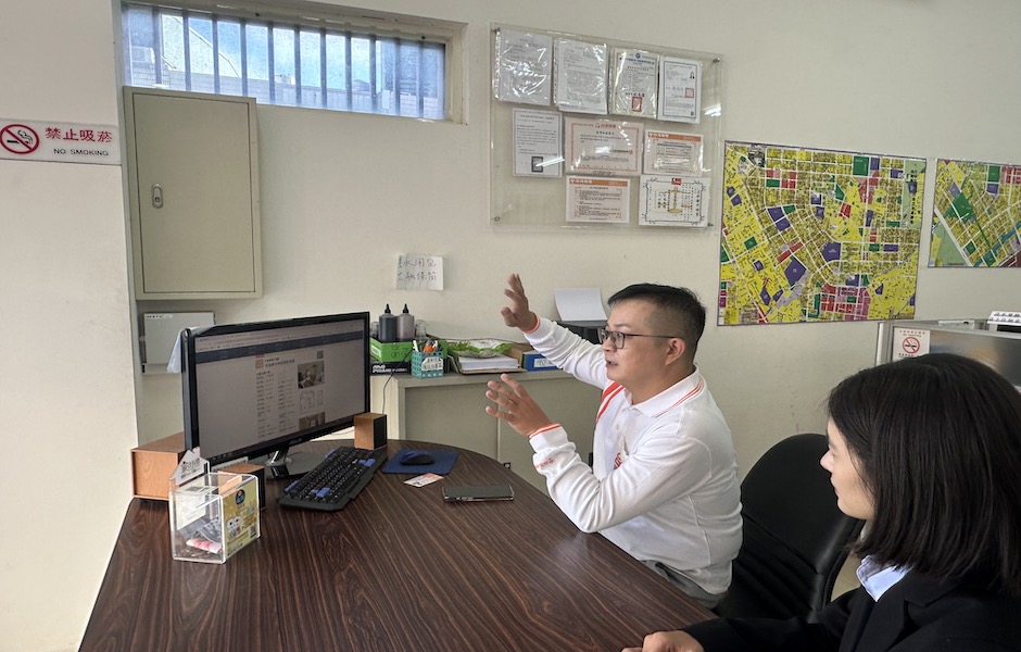 房市買氣降溫，購屋族看屋態度愈加謹慎。（圖／記者莊亞築攝）
