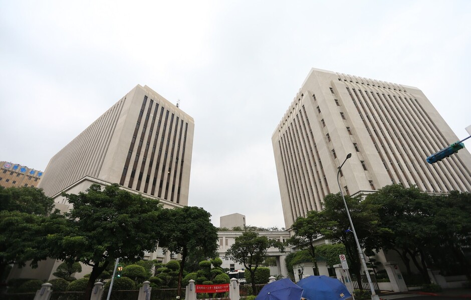 房貸利率飆 16 年半新高  央行鐵了心升息打炒房