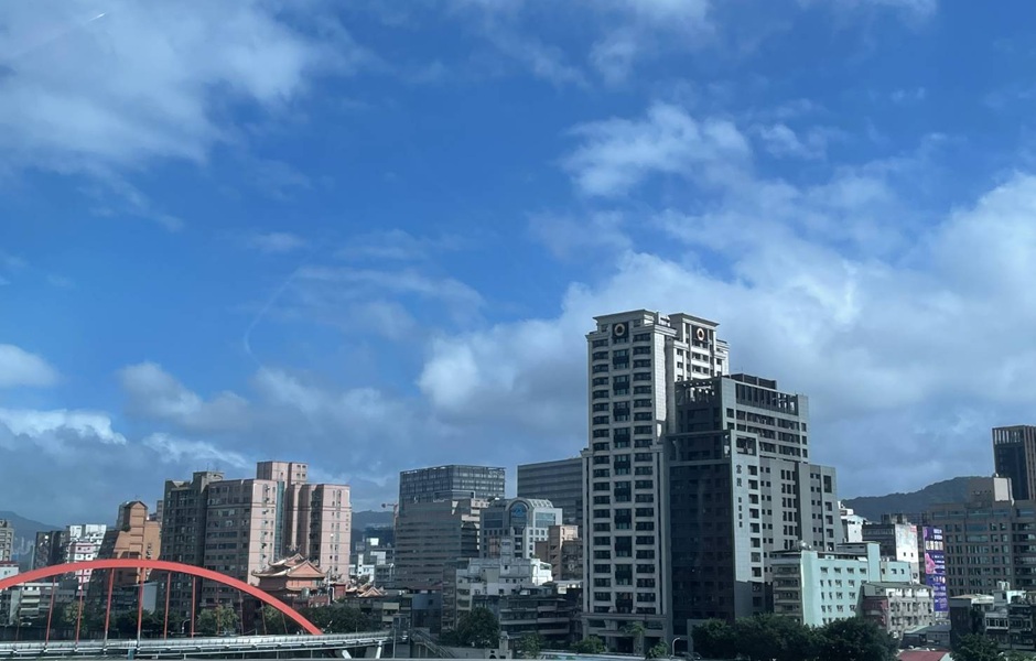 海水退了！房仲業開始「汰弱留強」 不動產經紀業備查家數首見減少