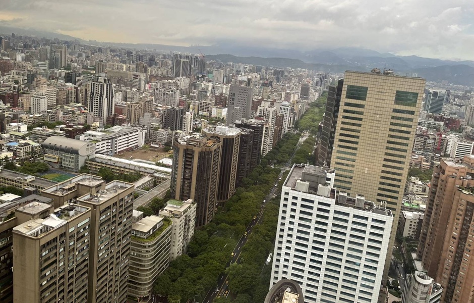 房市大幅降溫！移轉量靠交屋潮撐盤 第三季年減幅達三成