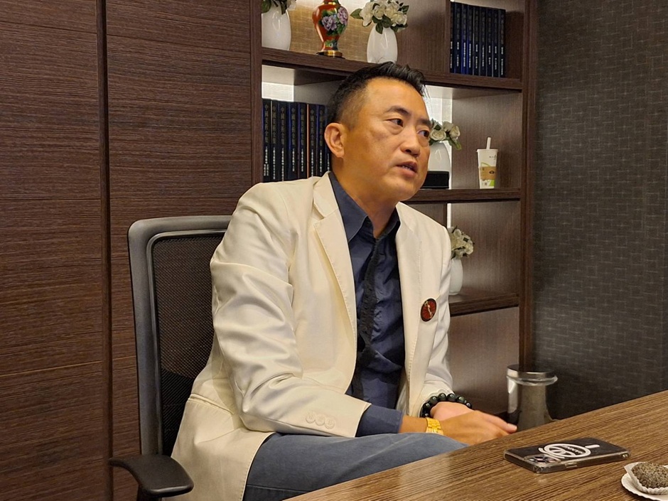 1762860314669055.jpg 1059692.jpg