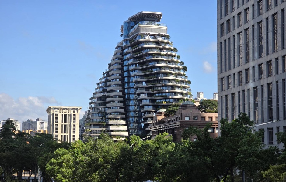 經營權之戰紛擾!「陶朱隱園」首位買家回頭砍9千萬 成交價大降到11.1億元 經營權之戰紛擾!「陶朱隱園」首位買家回頭砍9千萬 成交價大降到11.1億元