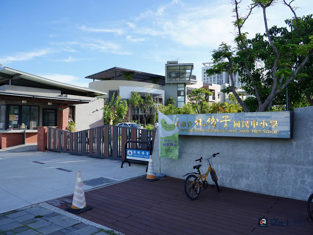 九份子國中小為台南第一座九年制中小學。(圖/記者蘇茵慧) 九份子國中小為台南第一座九年制中小學。(圖/記者蘇茵慧)