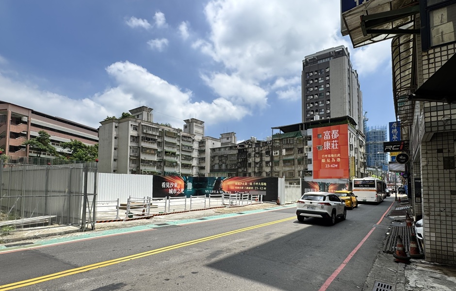 房價愈打愈高?十大行政區逆勢上漲1成 汐止新案竟從4字頭飆上6字頭 房價愈打愈高?十大行政區逆勢上漲1成 汐止新案竟從4字頭飆上6字頭